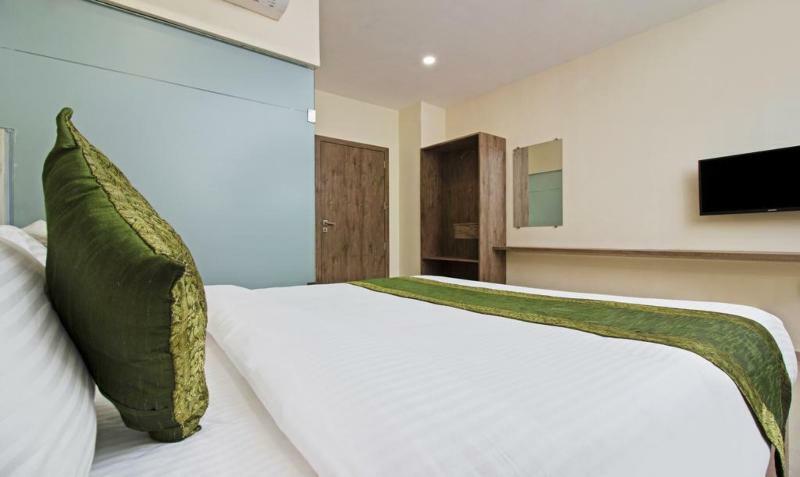 Ocean Suites Hotel Mumbai Dış mekan fotoğraf