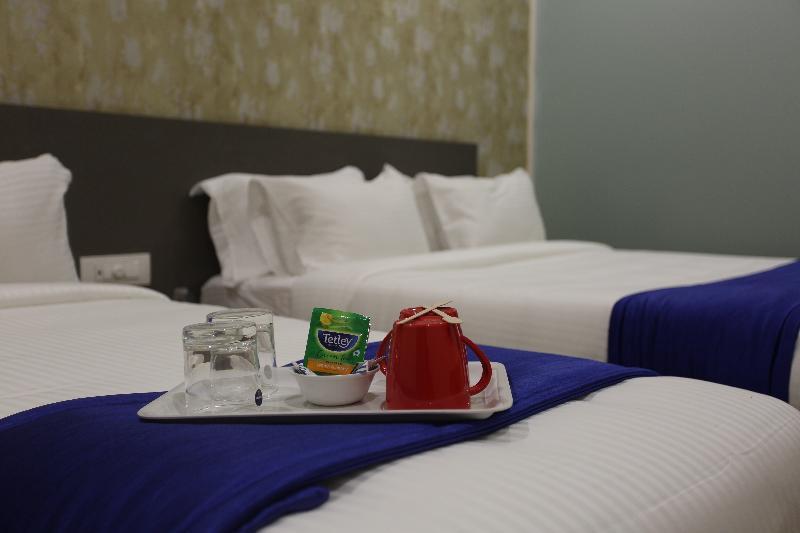 Ocean Suites Hotel Mumbai Dış mekan fotoğraf