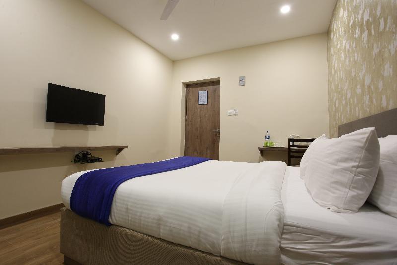 Ocean Suites Hotel Mumbai Dış mekan fotoğraf