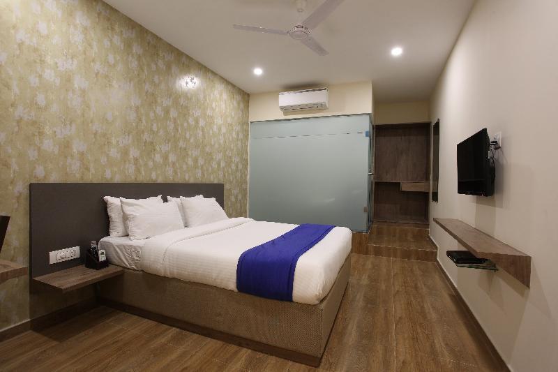 Ocean Suites Hotel Mumbai Dış mekan fotoğraf